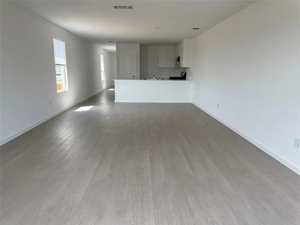 785 Whoopers Loop Uhland, TX 78640