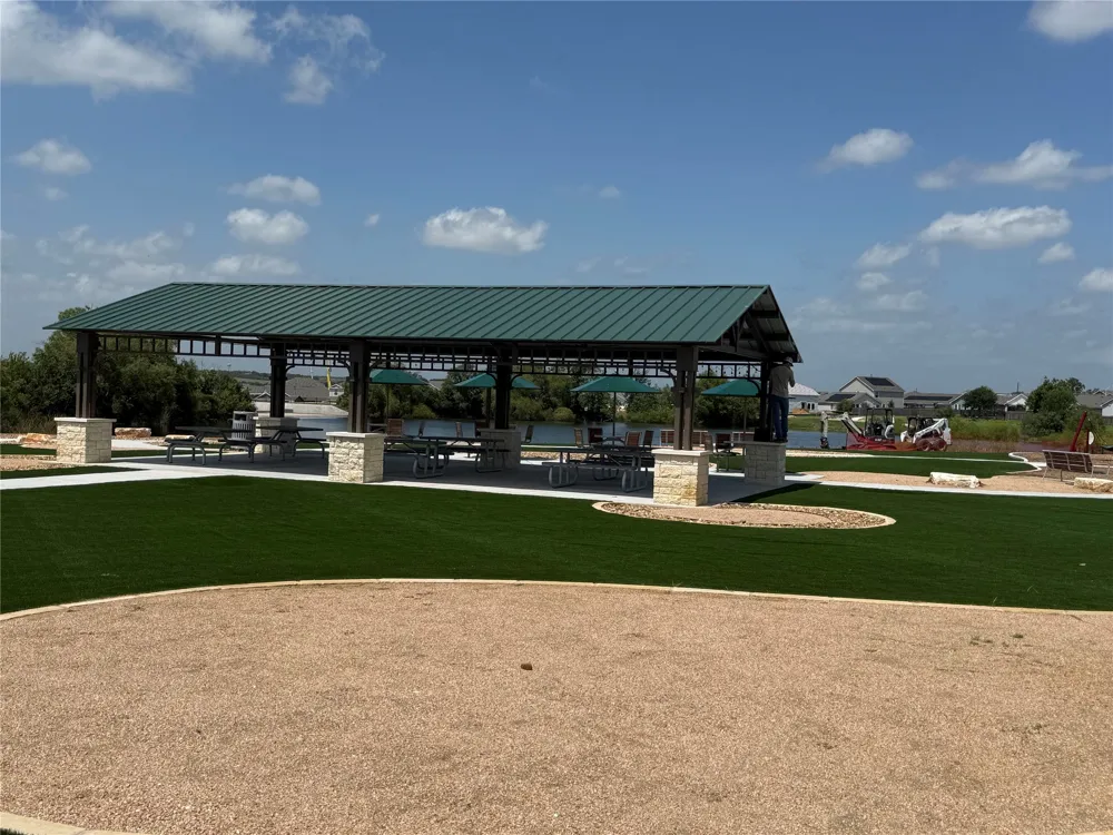 785 Whoopers Loop Uhland, TX 78640