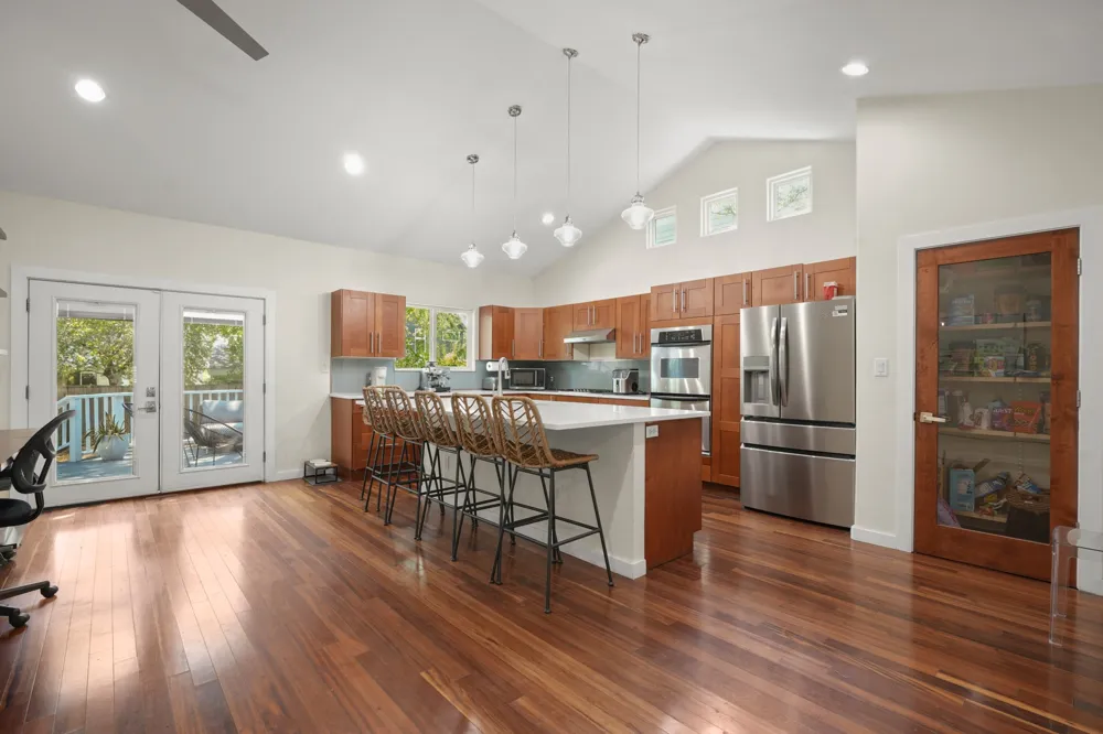 2501 Del Curto Road Austin, TX 78704