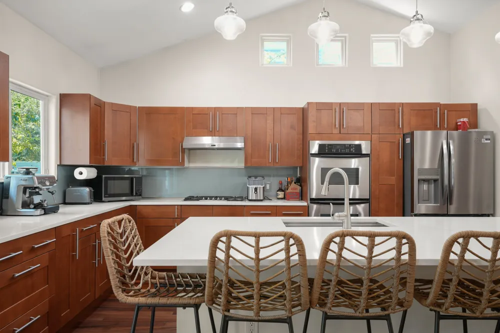 2501 Del Curto Road Austin, TX 78704