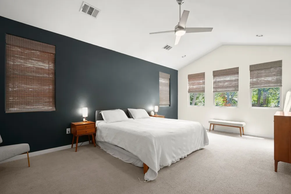 2501 Del Curto Road Austin, TX 78704
