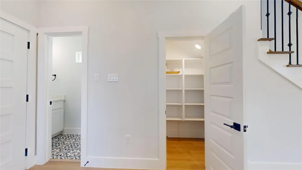 12246 Kirkgard Houston, TX 77045