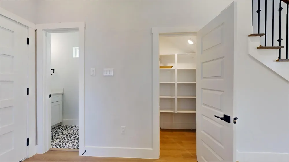12246 Kirkgard Houston, TX 77045