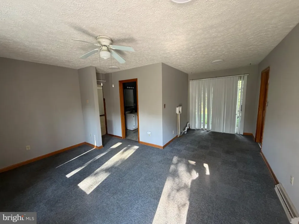 2403 FAIRVEIW Berkeley Springs, WV 25411