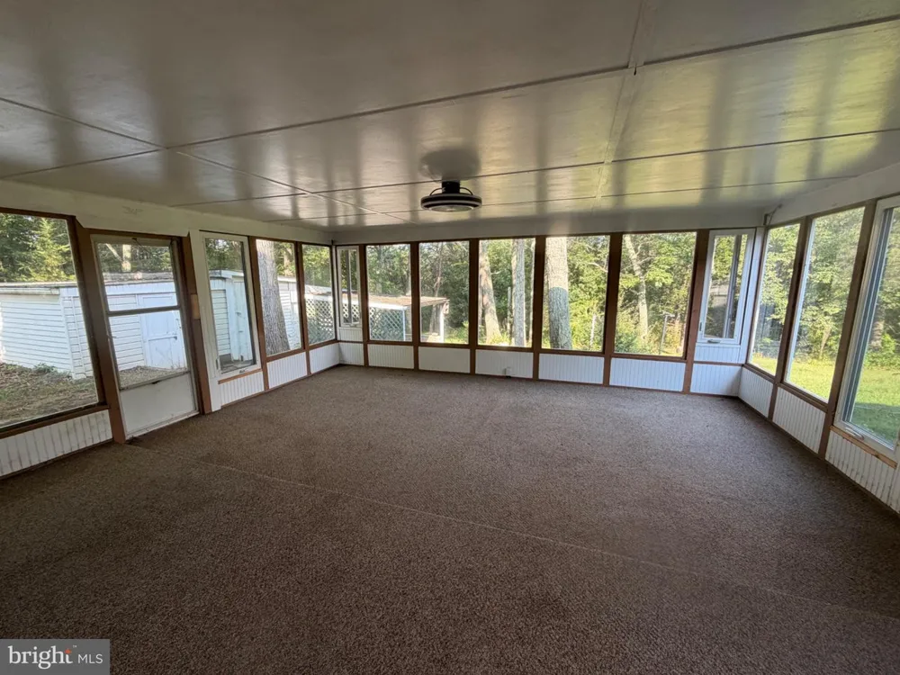 2403 FAIRVEIW Berkeley Springs, WV 25411