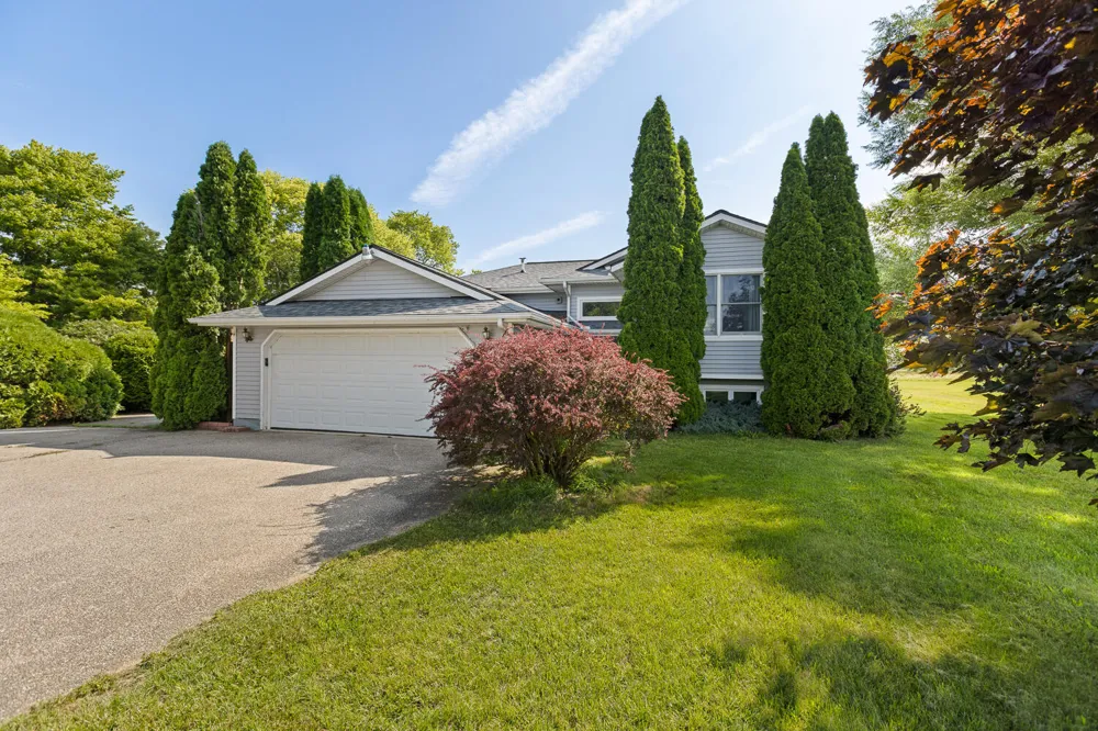 4079 Bennett Court Adrian, MI 49221