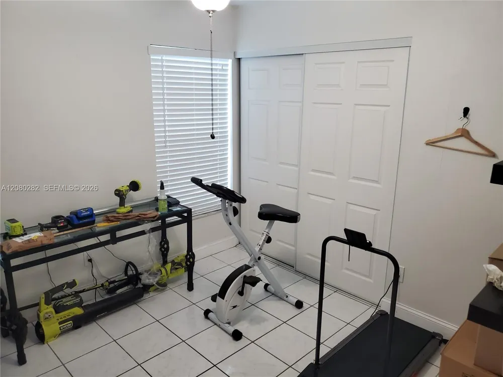 16630 SW 102nd Pl Miami, FL 33157