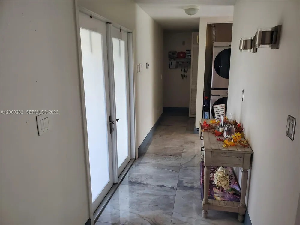 16630 SW 102nd Pl Miami, FL 33157