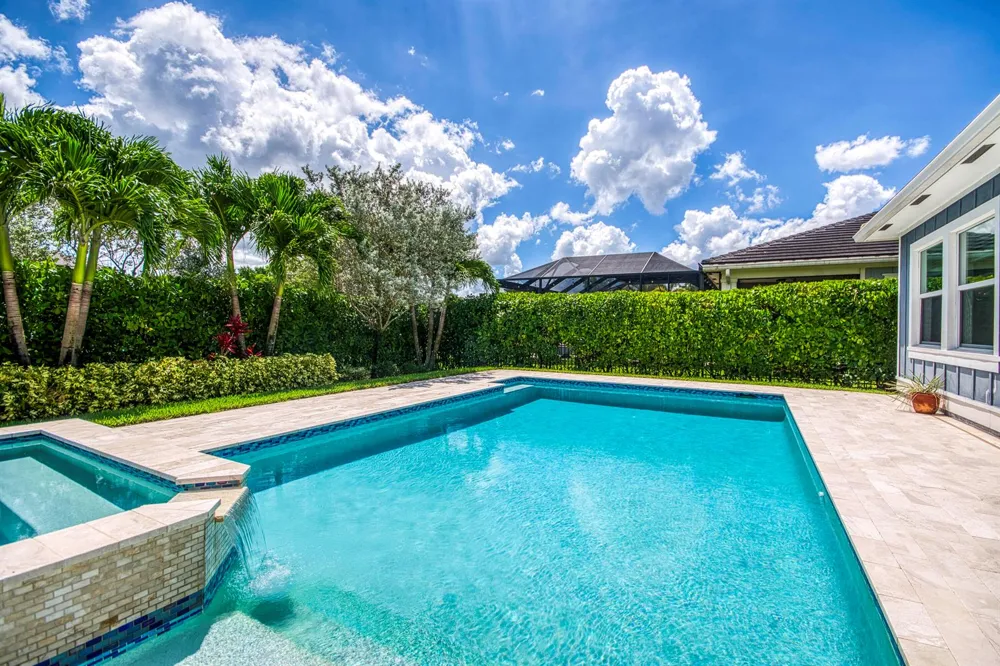 1086 Ember Ridge Run Loxahatchee, FL 33470