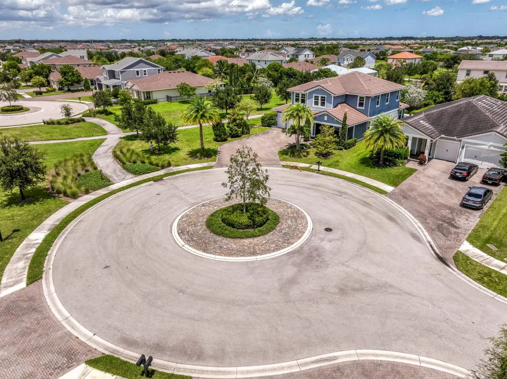1086 Ember Ridge Run Loxahatchee, FL 33470