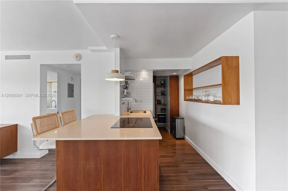 1881 Washington Ave #4G Miami Beach, FL 33139