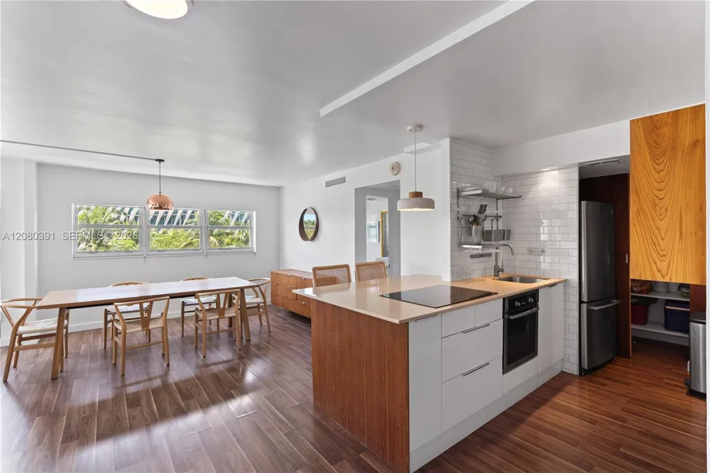 1881 Washington Ave #4G Miami Beach, FL 33139