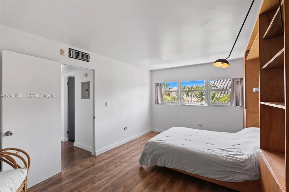 1881 Washington Ave #4G Miami Beach, FL 33139
