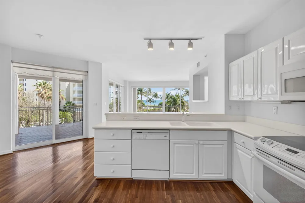 1660 S Highway A1A #222 Jupiter, FL 33477