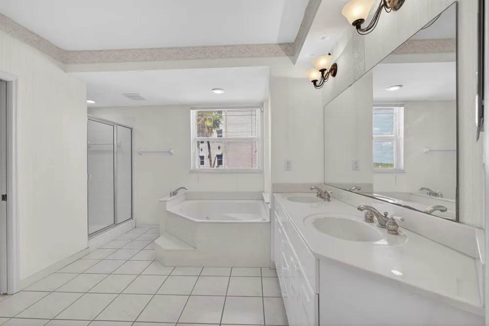 1660 S Highway A1A #222 Jupiter, FL 33477