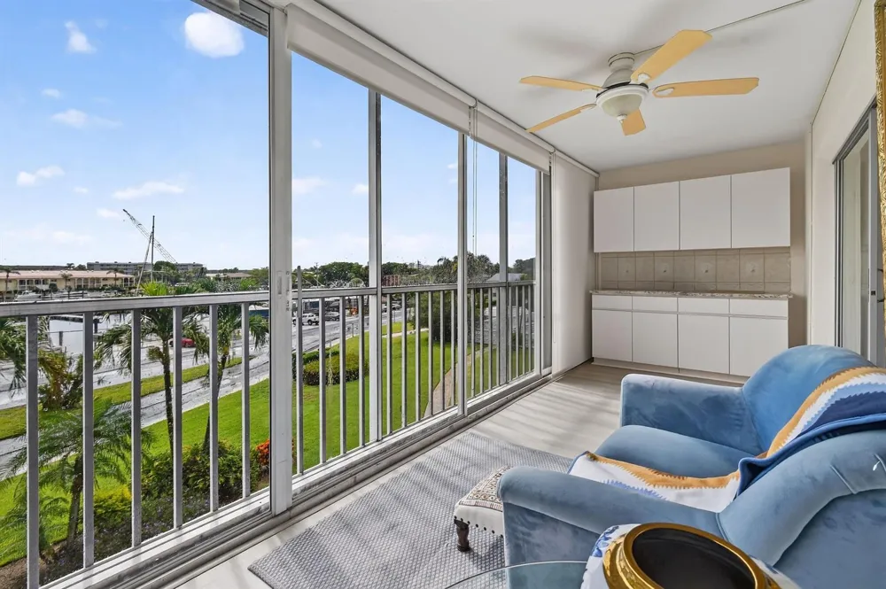 907 Marina Drive #Unit 306 North Palm Beach, FL 33408