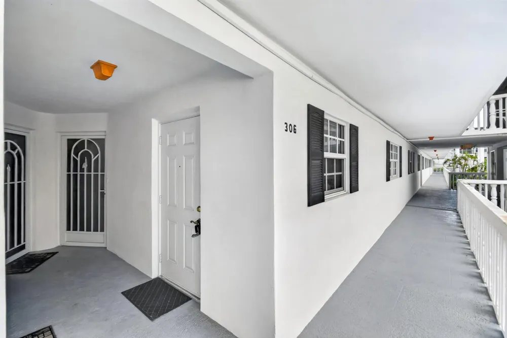 907 Marina Drive #Unit 306 North Palm Beach, FL 33408