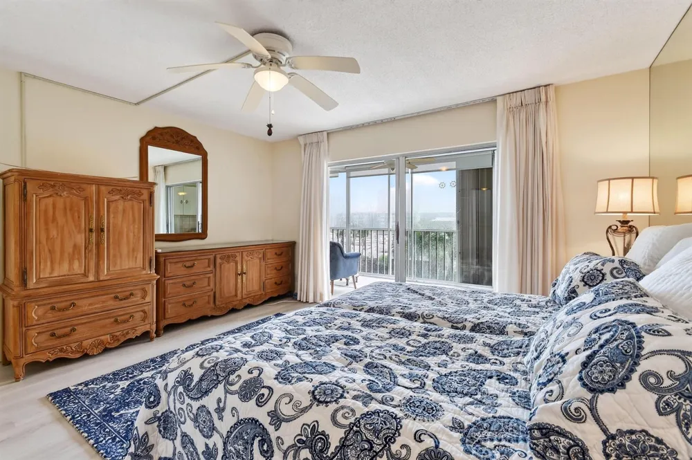 907 Marina Drive #Unit 306 North Palm Beach, FL 33408