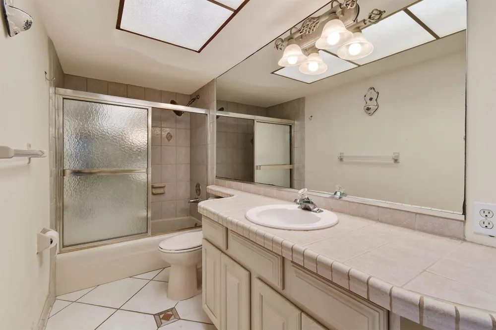 907 Marina Drive #Unit 306 North Palm Beach, FL 33408