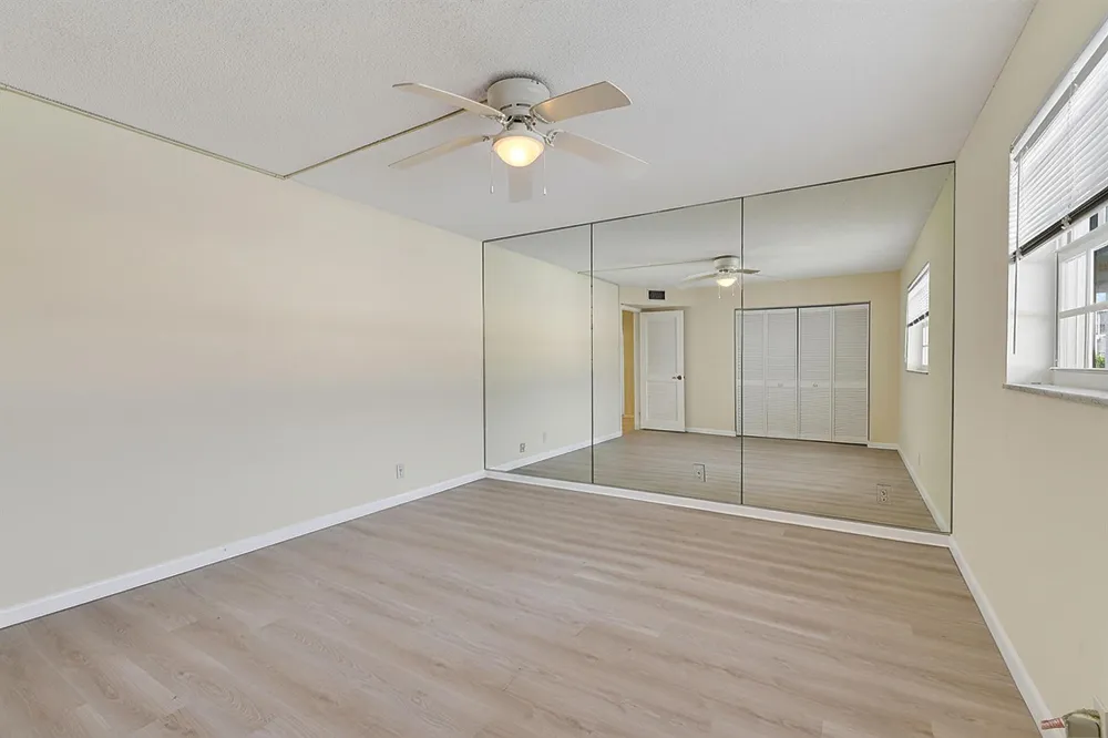 907 Marina Drive #Unit 306 North Palm Beach, FL 33408