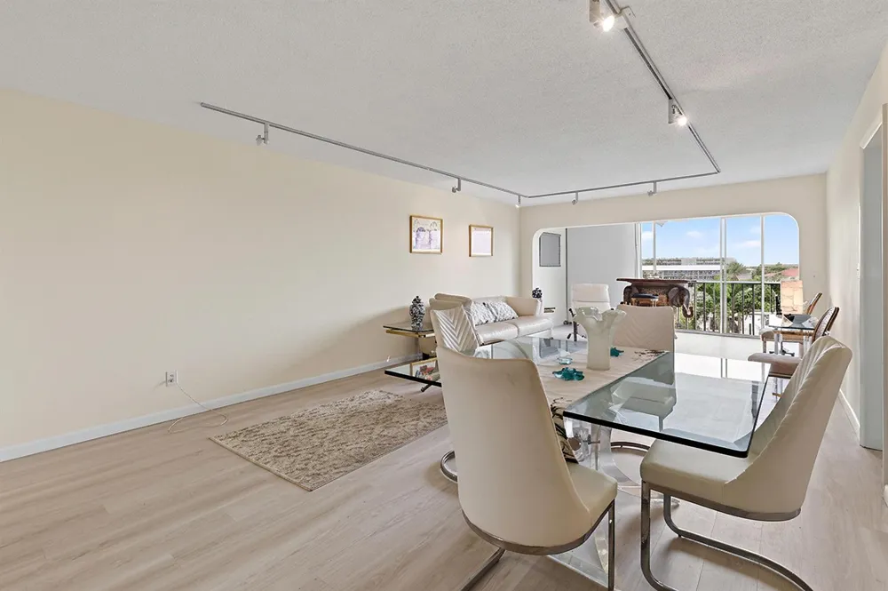 907 Marina Drive #Unit 306 North Palm Beach, FL 33408