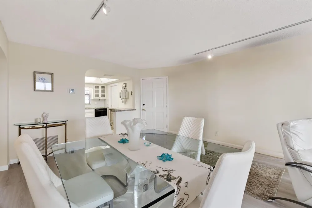 907 Marina Drive #Unit 306 North Palm Beach, FL 33408