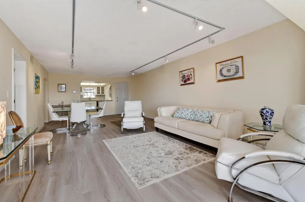 907 Marina Drive #Unit 306 North Palm Beach, FL 33408