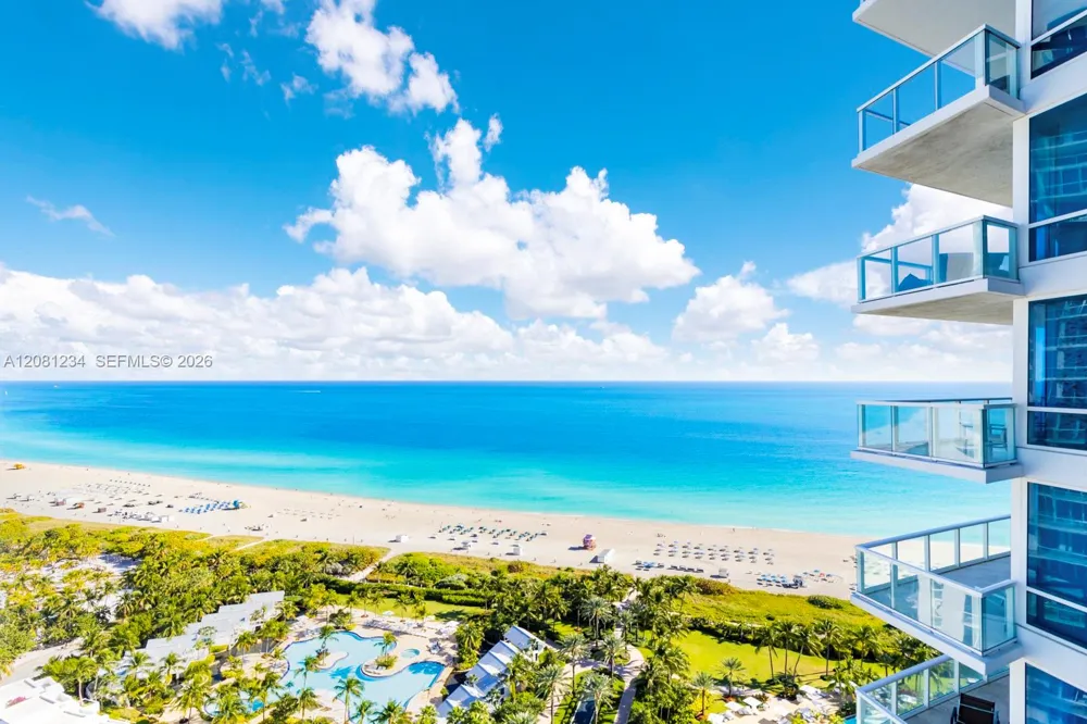 100 S Pointe Dr #2409 Miami Beach, FL 33139