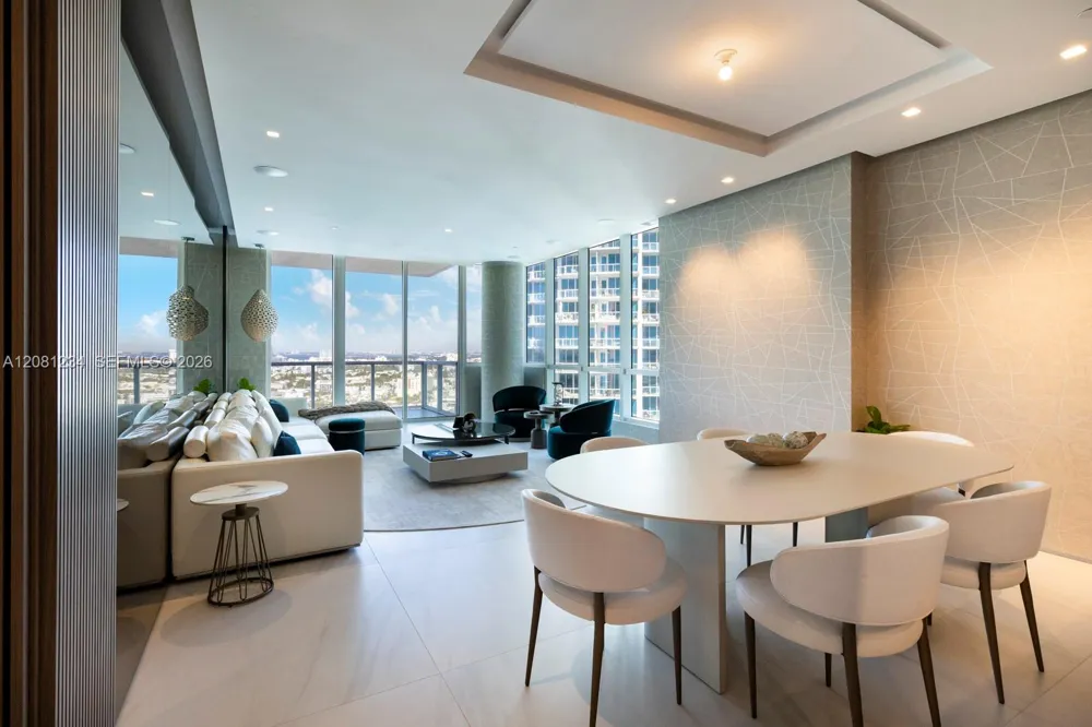 100 S Pointe Dr #2409 Miami Beach, FL 33139