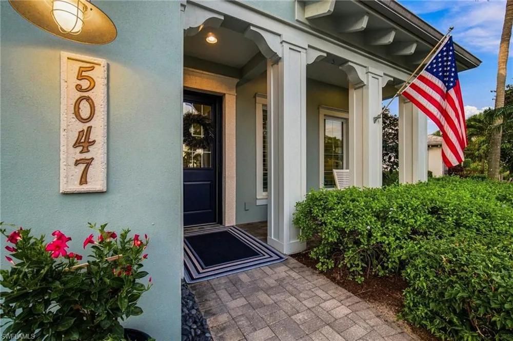 5047 Andros Drive Naples, FL 34113