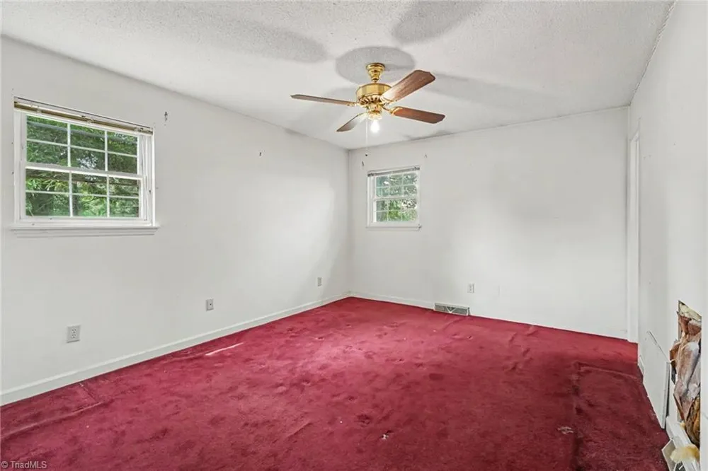 4563 NC Highway 268 Pilot Mountain, NC 27401