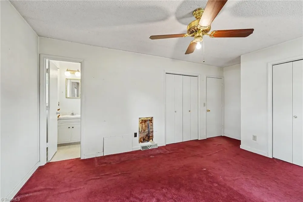 4563 NC Highway 268 Pilot Mountain, NC 27401