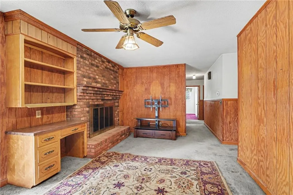 4563 NC Highway 268 Pilot Mountain, NC 27401