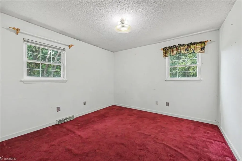 4563 NC Highway 268 Pilot Mountain, NC 27401