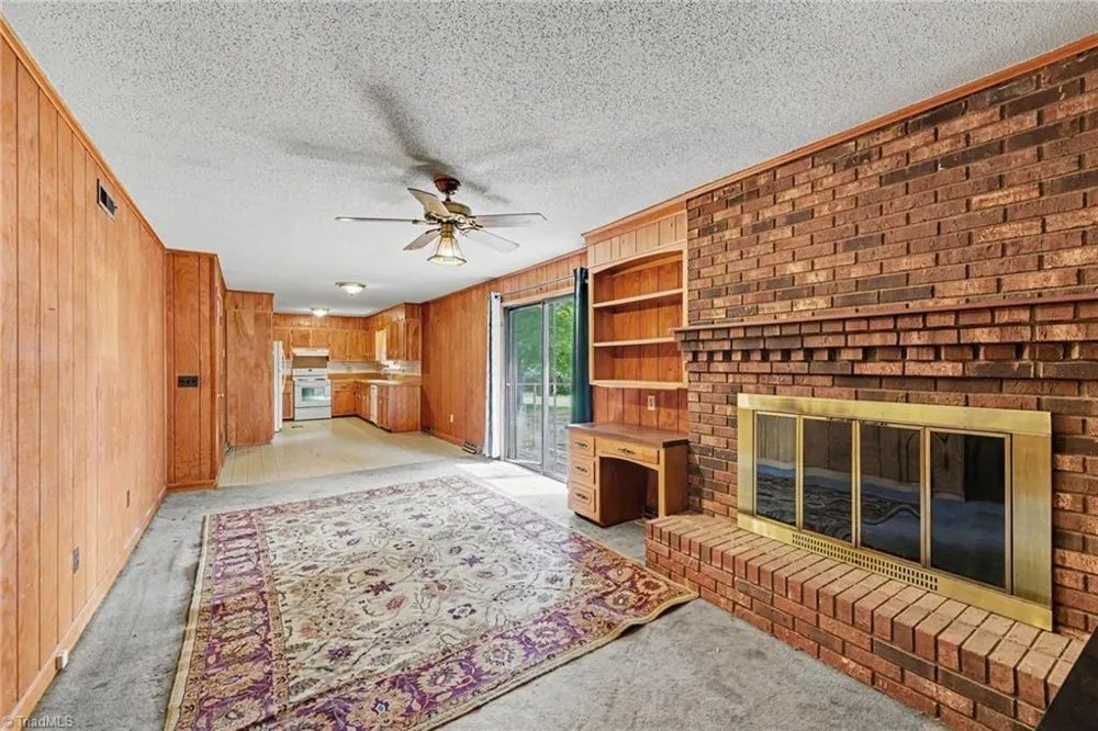 4563 NC Highway 268 Pilot Mountain, NC 27401