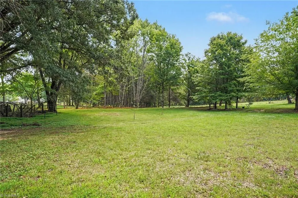 4563 NC Highway 268 Pilot Mountain, NC 27401