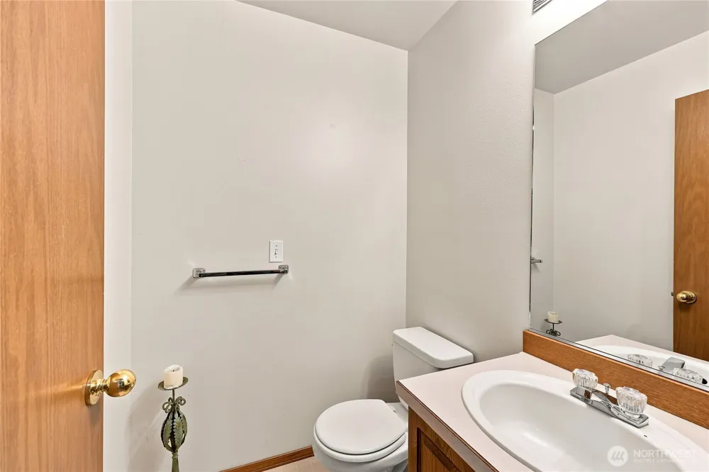 1140 NW Windy Beach Lane Silverdale, WA 98383