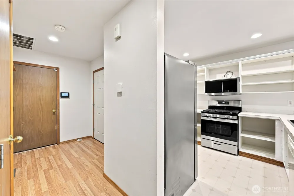 1140 NW Windy Beach Lane Silverdale, WA 98383