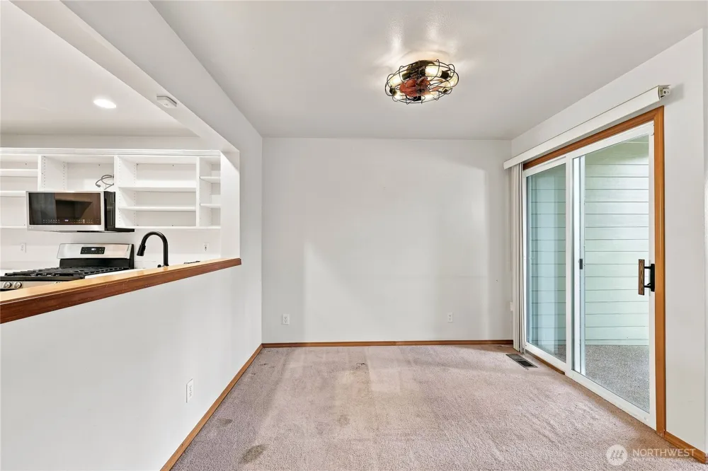 1140 NW Windy Beach Lane Silverdale, WA 98383