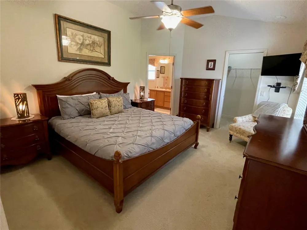 641 STRATFORD LANE The Villages, FL 32162