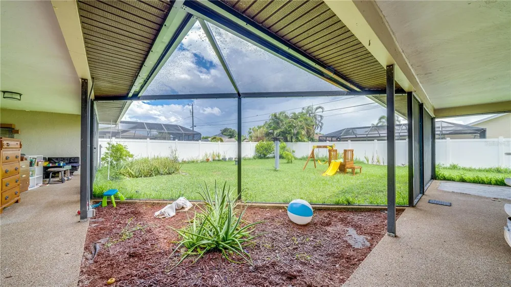 3609 SE 2ND PLACE Cape Coral, FL 33904