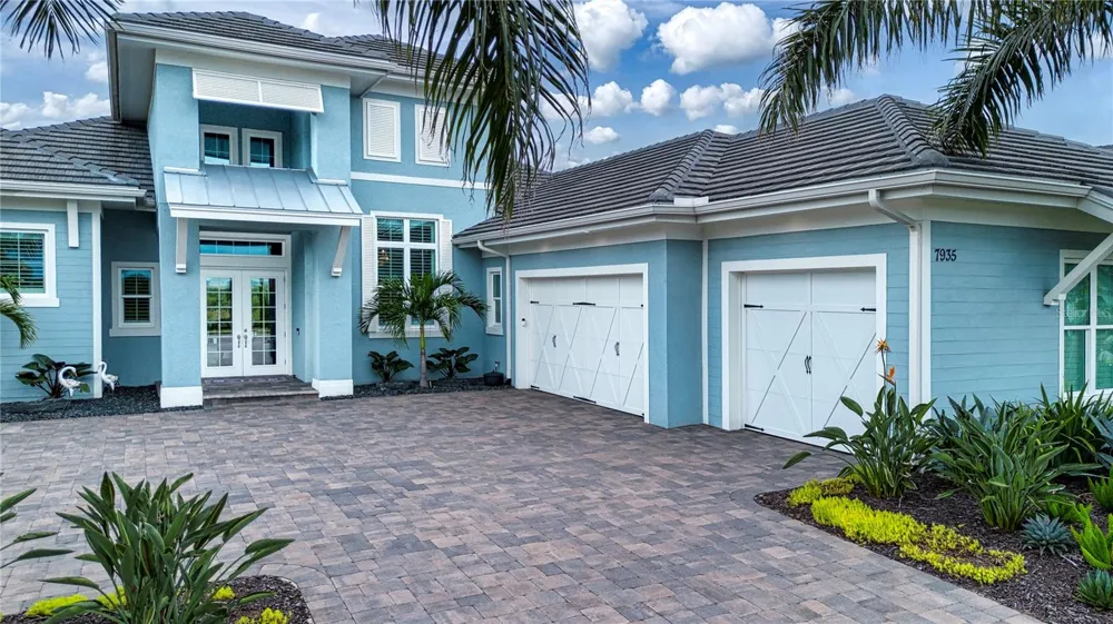 7935 BOWSPIRIT WAY Bradenton, FL 34202
