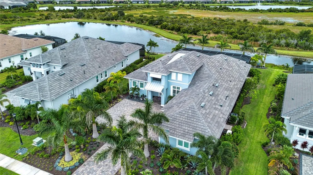 7935 BOWSPIRIT WAY Bradenton, FL 34202