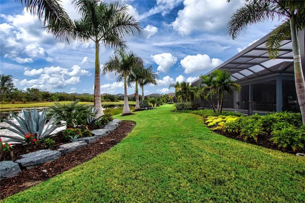 7935 BOWSPIRIT WAY Bradenton, FL 34202