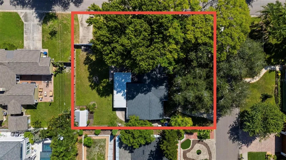 3401 W SEVILLA STREET Tampa, FL 33629