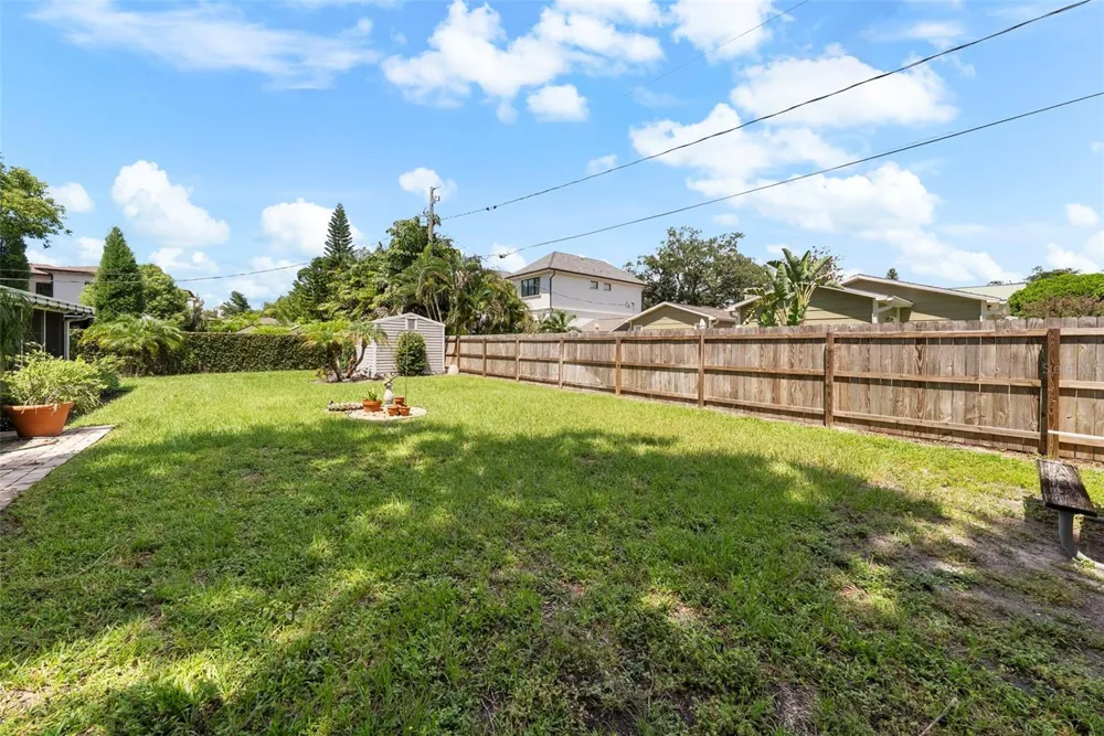 3401 W SEVILLA STREET Tampa, FL 33629