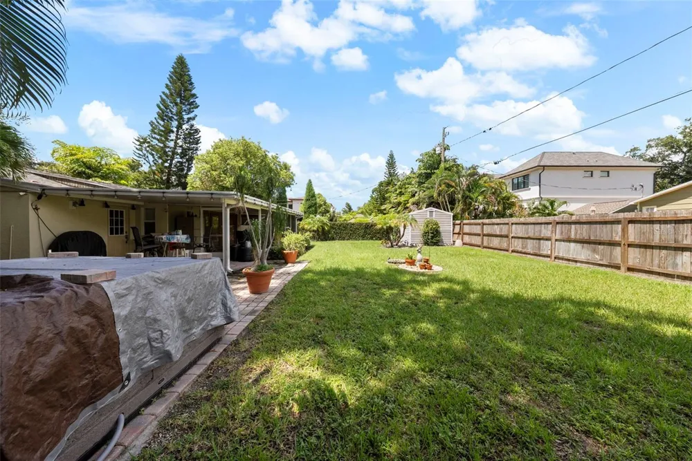 3401 W SEVILLA STREET Tampa, FL 33629