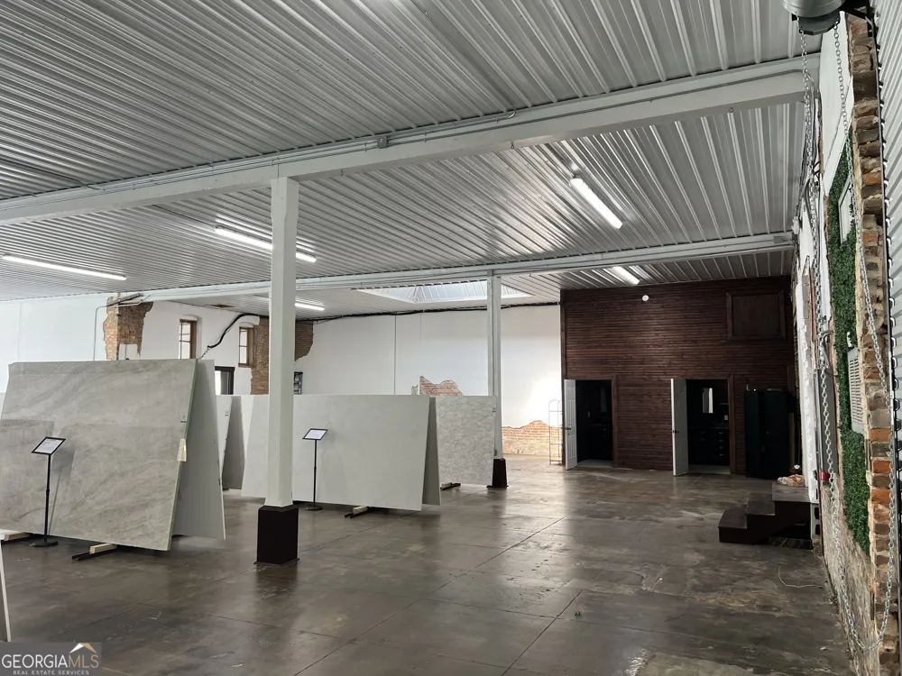127 E Madison ST Dublin, GA 31021