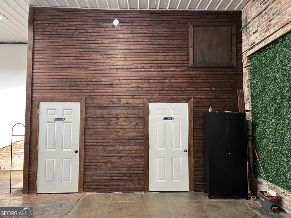 127 E Madison ST Dublin, GA 31021