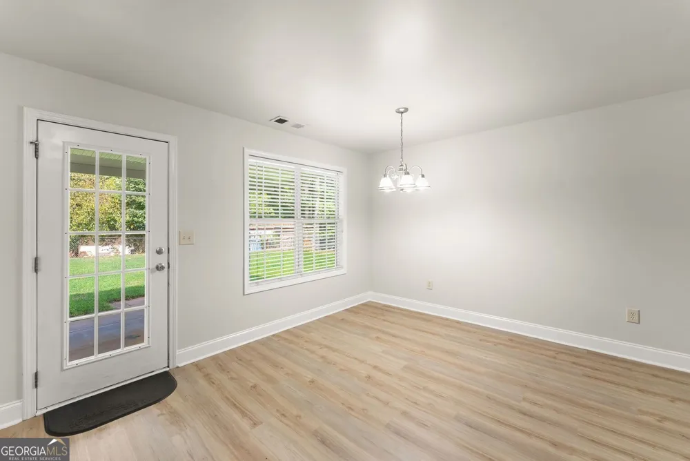 5344 Stephens RD Oakwood, GA 30566